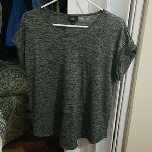 Short sleeve sweater